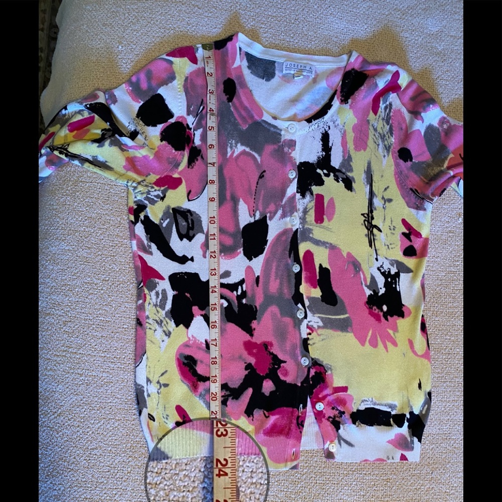 Joseph A Pink and Black Cardigan Sweater - Picture 3 of 9